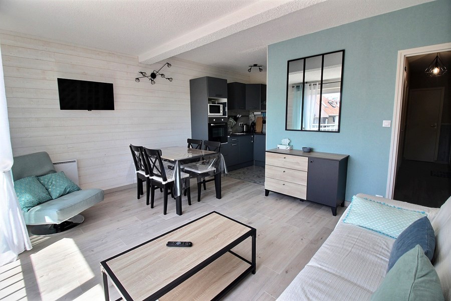 /picture/helios/116215201/JEANGAURIE 25/1_2025-12-21CET00h00-13.jpg